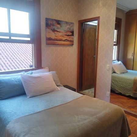 Quarto Suite -Em Apartamento Familiar Belo Horizonte Luaran gambar